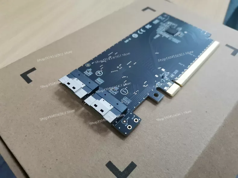 

Карта-адаптер PCIE 4.0 SFF-8654 на два порта 8i – внешний адаптер для GPU и U.2 NVMe SSD для серверов/рабочих станций