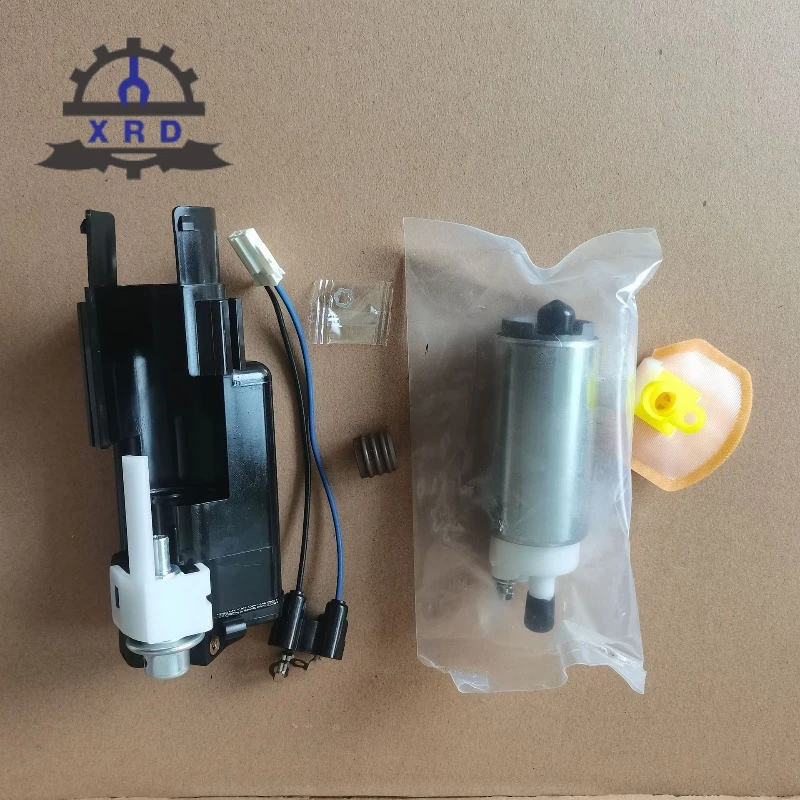 

Fuel Pressure Regulator 15610-27G00 1561027G00 for Suzuki V Strom DL650 GSXR 1000 750 600 2006-2011