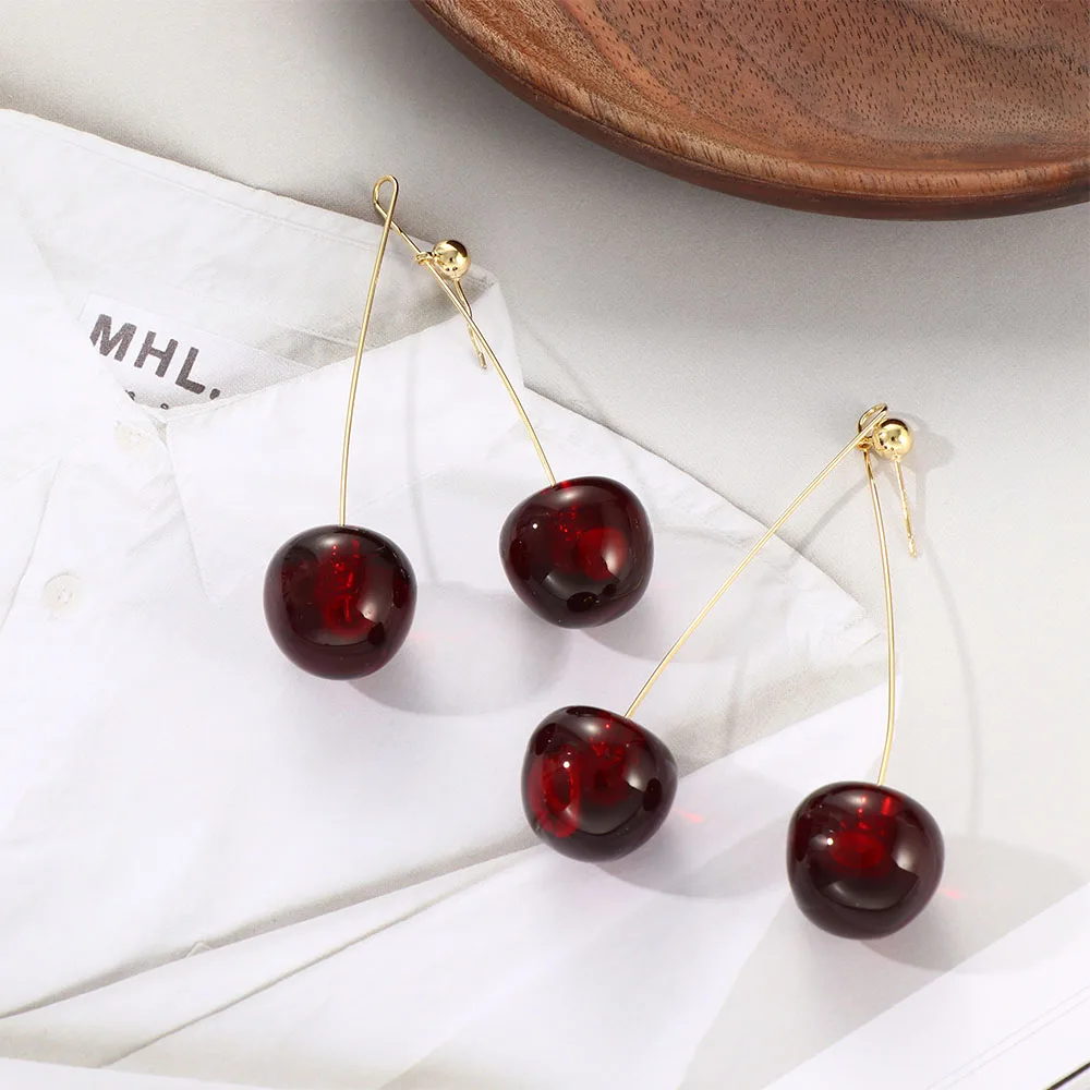 New Fashion Red Cherry Drop Earring Sweet Fruit Long Crystal Earrings for Women Lady Gift Jewelry Tassel Dangle Accessories