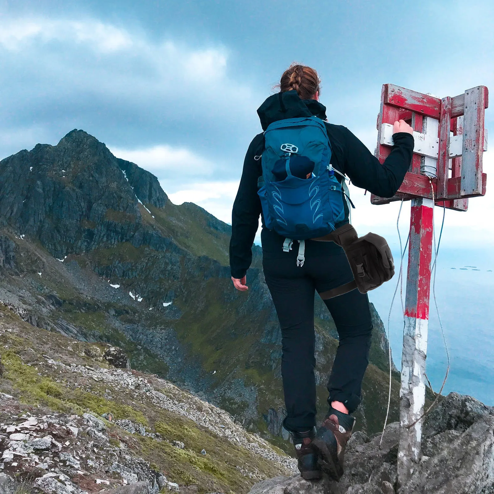 

Tactical Waist Thigh Camping Leg Bag Pouch Camping Waterproof Oxford Cloth Men Outdoor Leg Bag Large Storage Adjustable