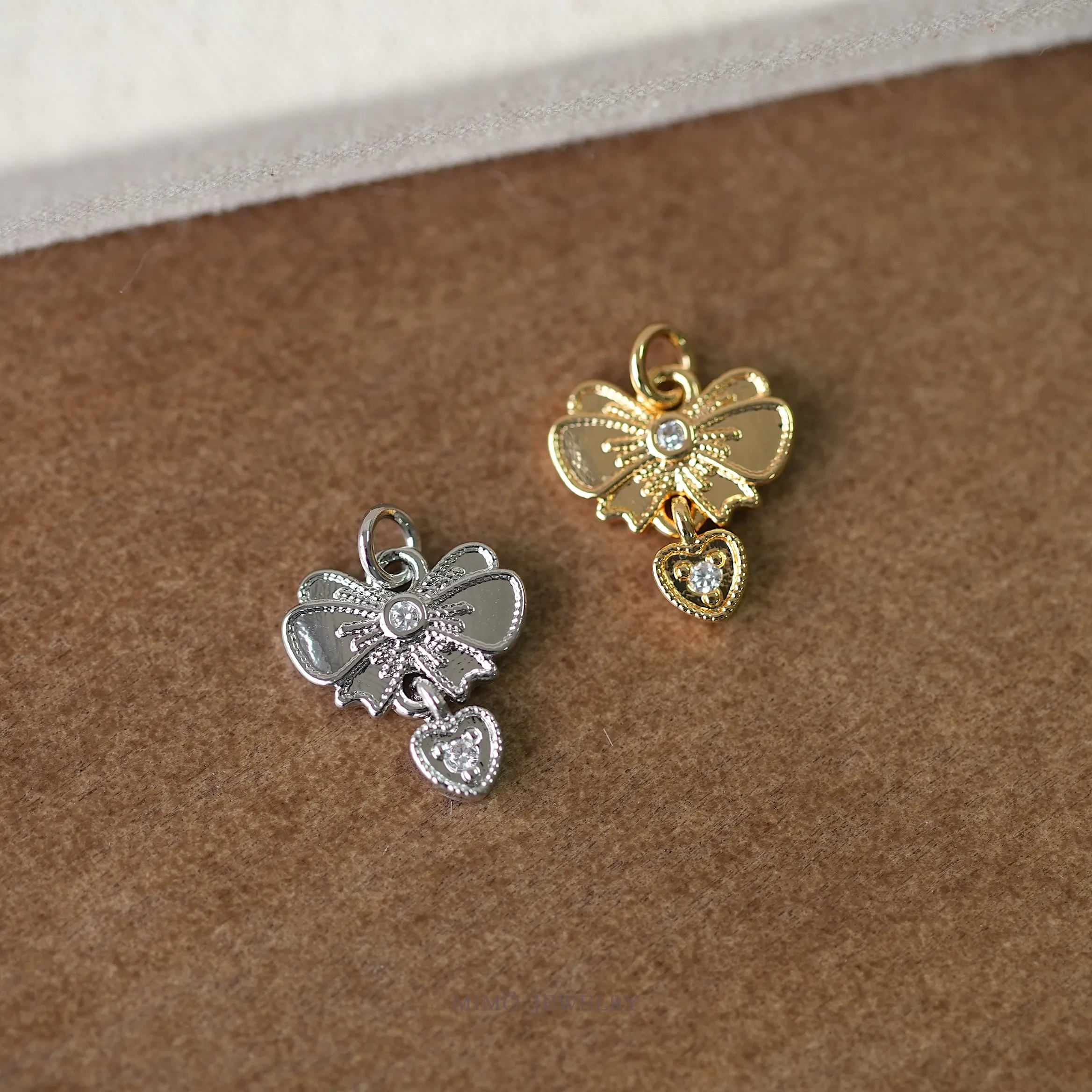 Vintage Edge Bow Hanging Small Heart Charms Pendant Supplies DIY Hand Brass Gold Plated Accessories 12.4x11.6mm