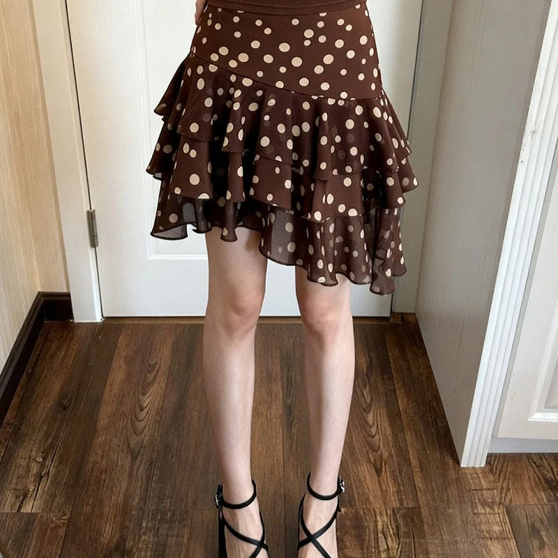 2026 New Niche Coffee Color Irregular Beveled Edge Design Wave Point Skirt