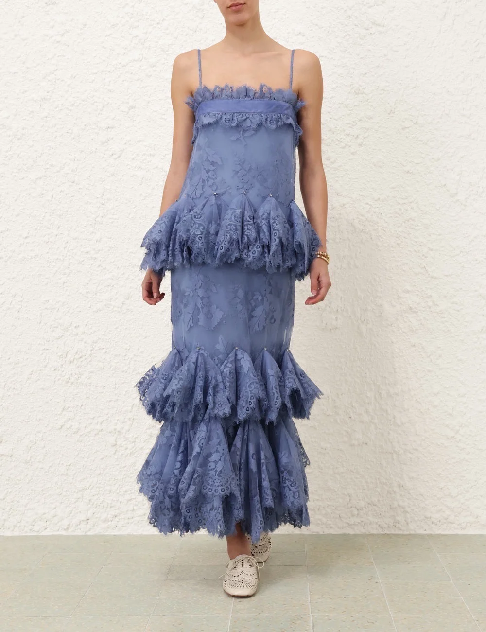 

2024 New Women Blue Lace Patchwork Cascading Sling Sleeveless High Quality Midi Dress for Holiday