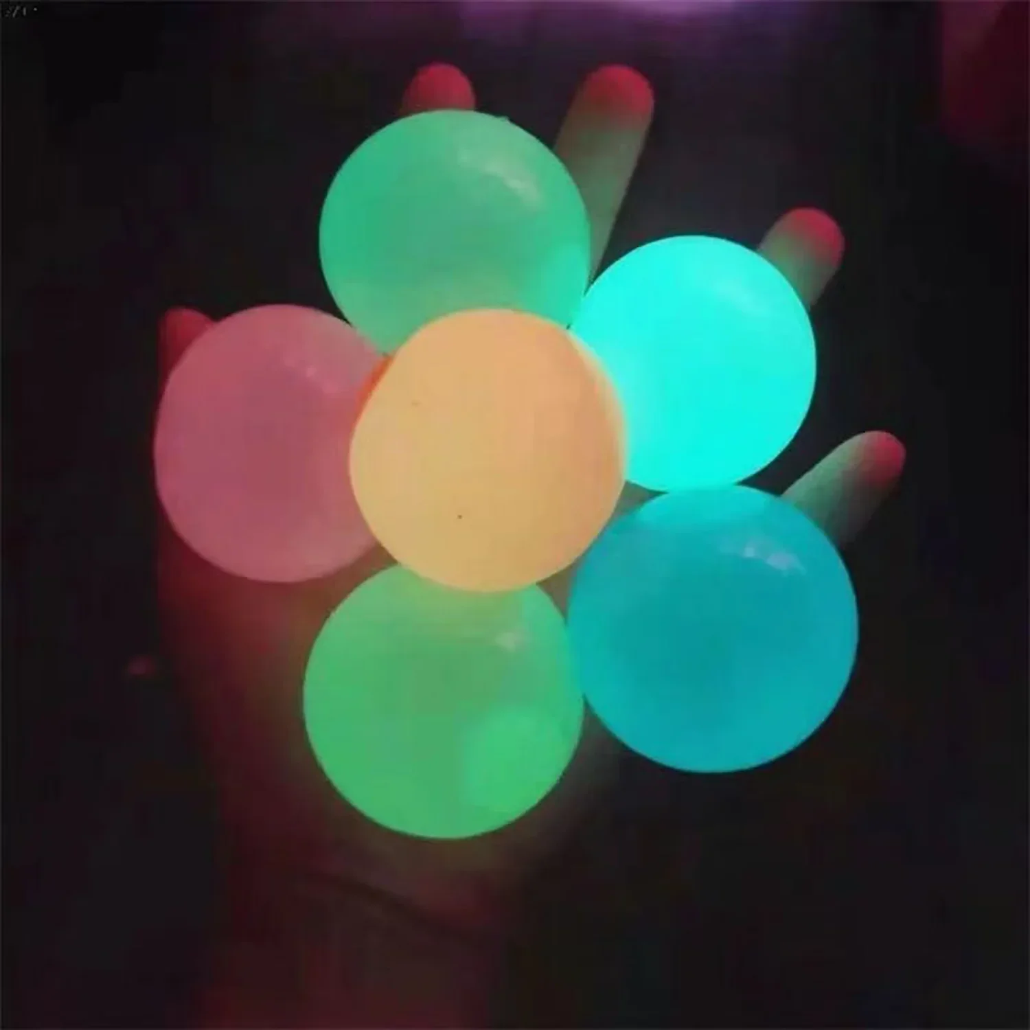 Novidade mordaça brinquedo luminoso pegajoso alvo bola de parede alívio de pressão brinquedos tpr interativo sucção bola dardo pegajoso cor aleatória