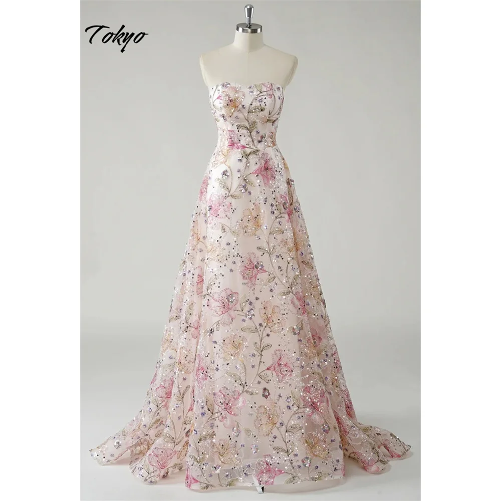 Tokyo Customized Pink Strapless Wedding Dresses Sleeveless Flower Back Zip Bridal Gowns Elegant A-Line Court Train Wedding Gowns