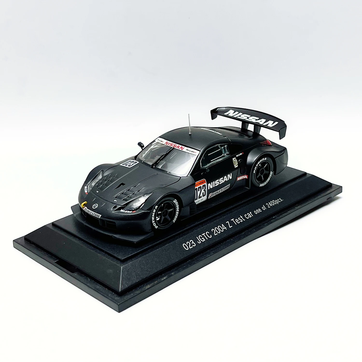 รถโมเดล EBBRO อัตราส่วน 1:43 ผลิตจากโลหะผสม รถนิสสัน 350Z JGTC ปี 2004 ของเล่นรถแข่ง รุ่นคลาสสิก ย้อนยุค ของขวัญสำหรับผู้ใหญ่ ของที่ระลึก สำหรับตั้งโชว์