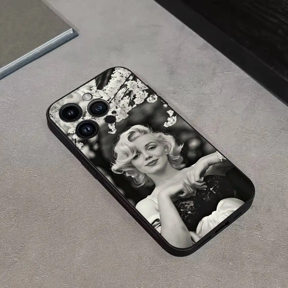 Чехол для телефона 80S M-Marilyn M-Monroe iPhone 16 15 14 13 12 11 Plus Pro Max XS XR SE Mini 8 7 мягкий силиконовый черный Фото №6