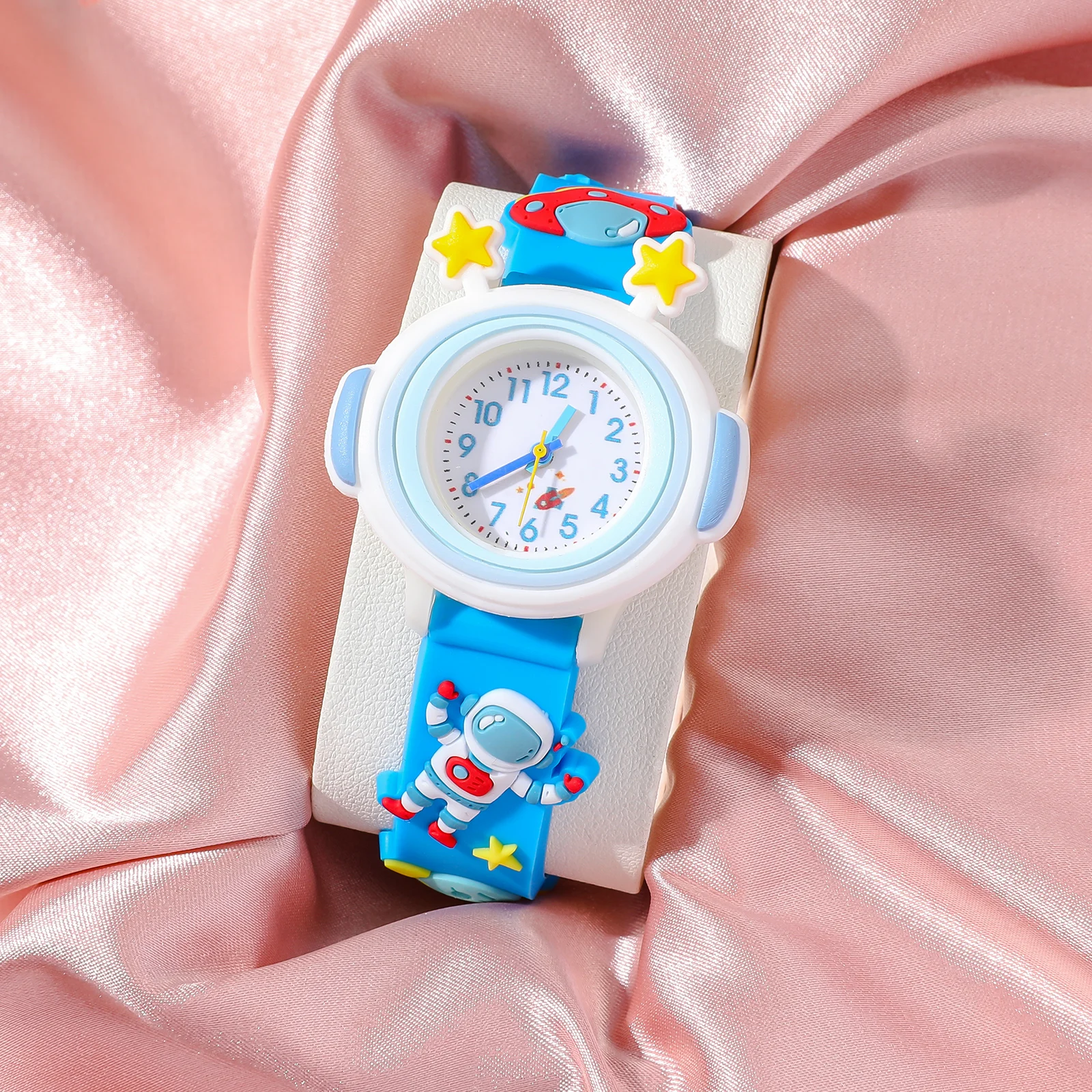 New Children\'s Cosmonaut Cartoon Silicone Quartz Watch