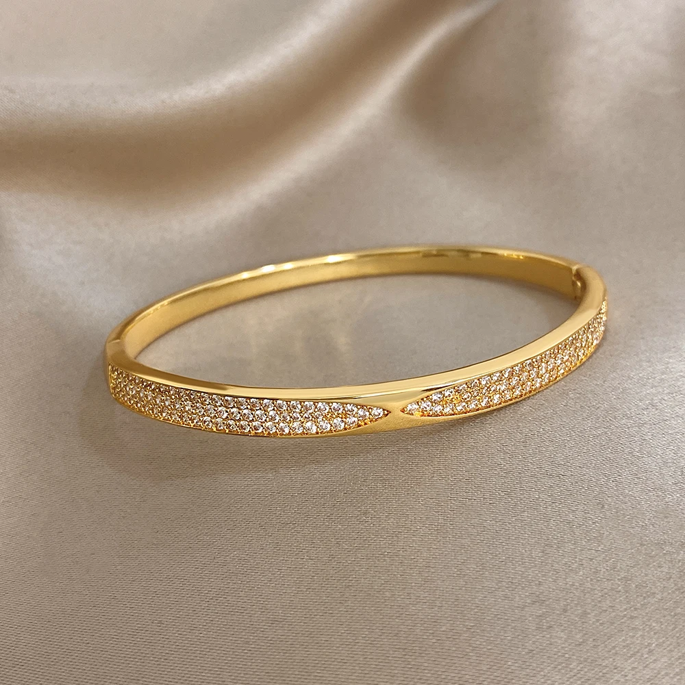 Glossy Arrow Rhinestone Cuff Bangle Bracelets for Women Trendy Gold Plated Copper Wristband Bracelet Party Jewelry Gifts