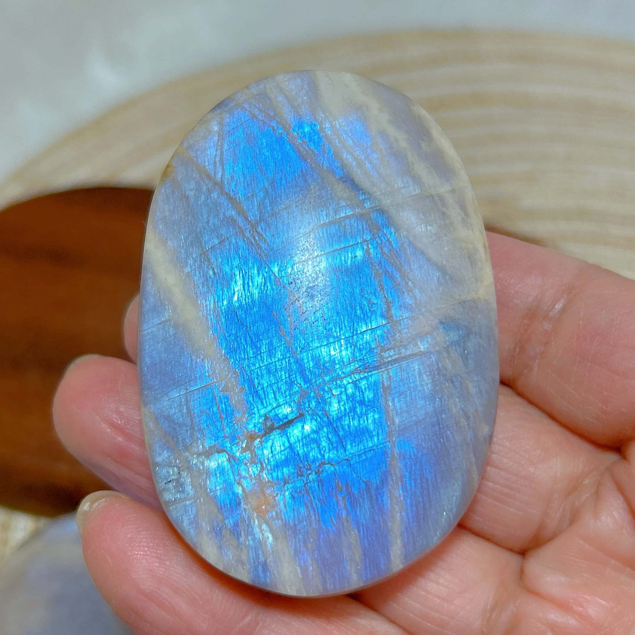 

Healing High Quality Natural Crystal Blue Moonstone Large Plams Energy Gemstone Sprakling Ore Reiki Home Decorations Gifts