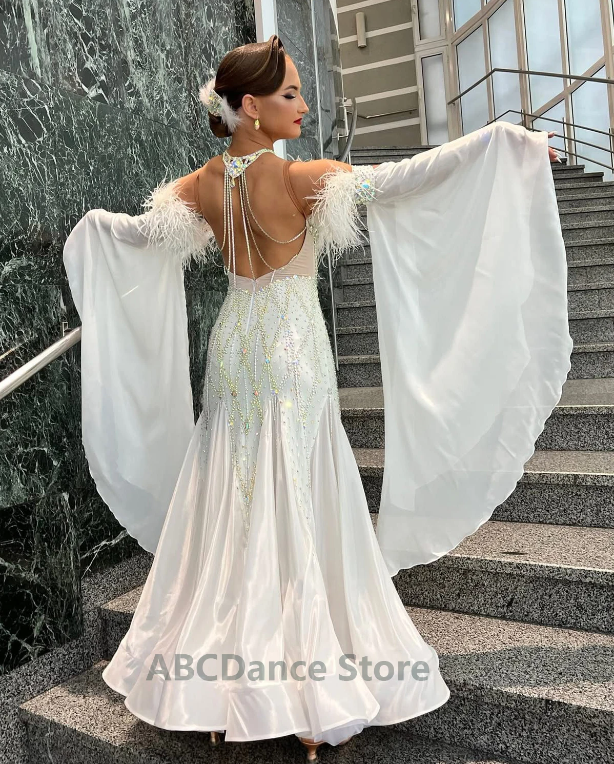 

2025 НОВЫЕ платья для бальных танцев, стандартное танцевальное платье для взрослых, платье для бальных танцев, фиолетовая танцевальная одежда, страусиные перья