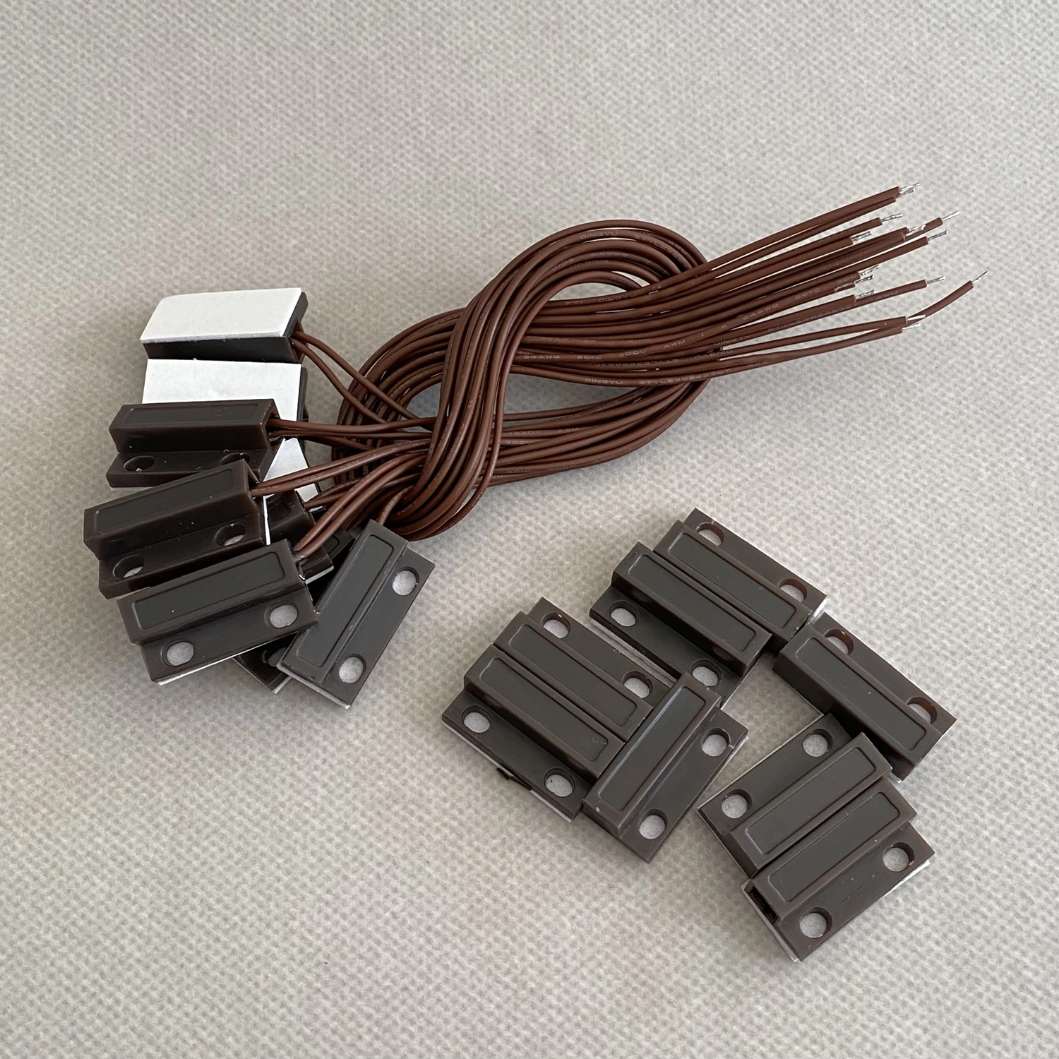 

NC Wired Magnetic Door Contact Sensor 12V Security Alarm Reed Switch Door Window Detector