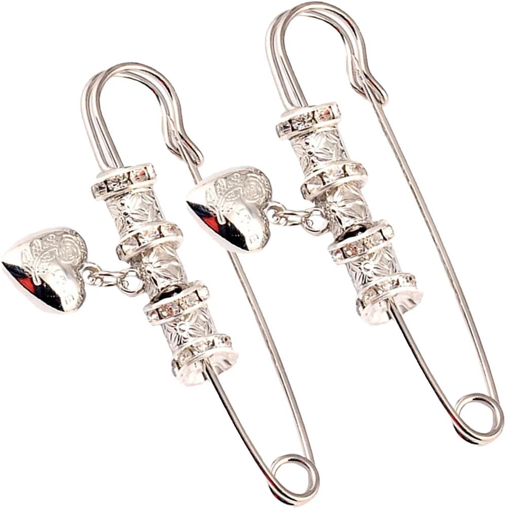 

2pcs Vintage Brooch Retro Sweater Pin Alloy Heart-Shaped Scarf Clip Clothing Accessory Fashion Brooches For Women Festival Gift