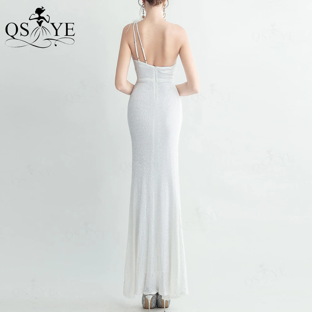 Avestruz Um Ombro Branco Vestidos de Noiva, Ruched Aberto Split Vestido De Noiva, Furs Plain Gown, Noiva Praia Casamento Vestido