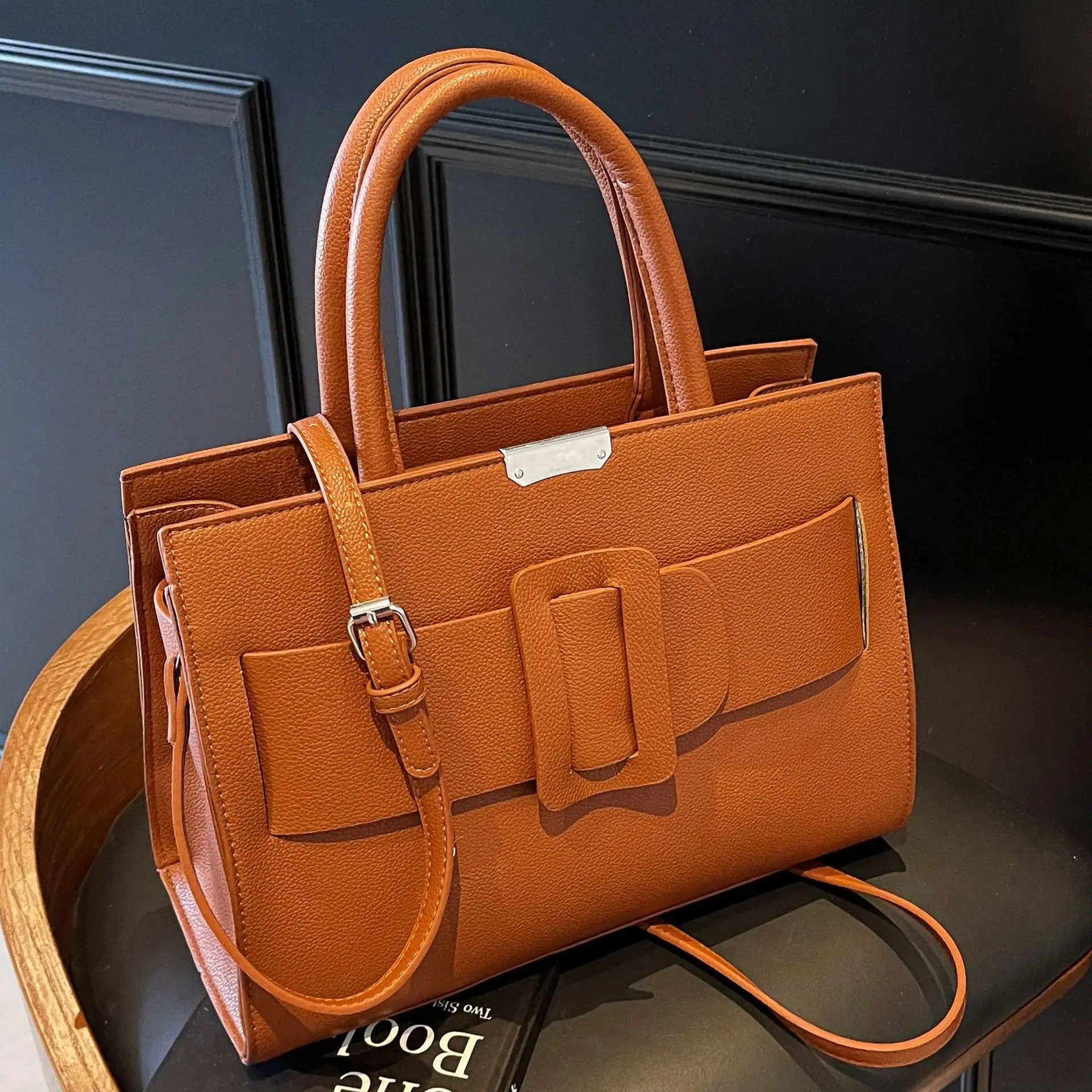 

2025 New Large-capacity Three-piece Spring Commuter Crossbody Versatile Shoulder Handbag