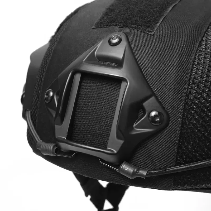 خوذة تكتيكية بحزام 4 نقاط UHMWPE مادة البولي ايثيلين الأراميد مع نظام تعليق 7 وسادات أغطية رأس واقية للسلامة القتالية العسكرية #1