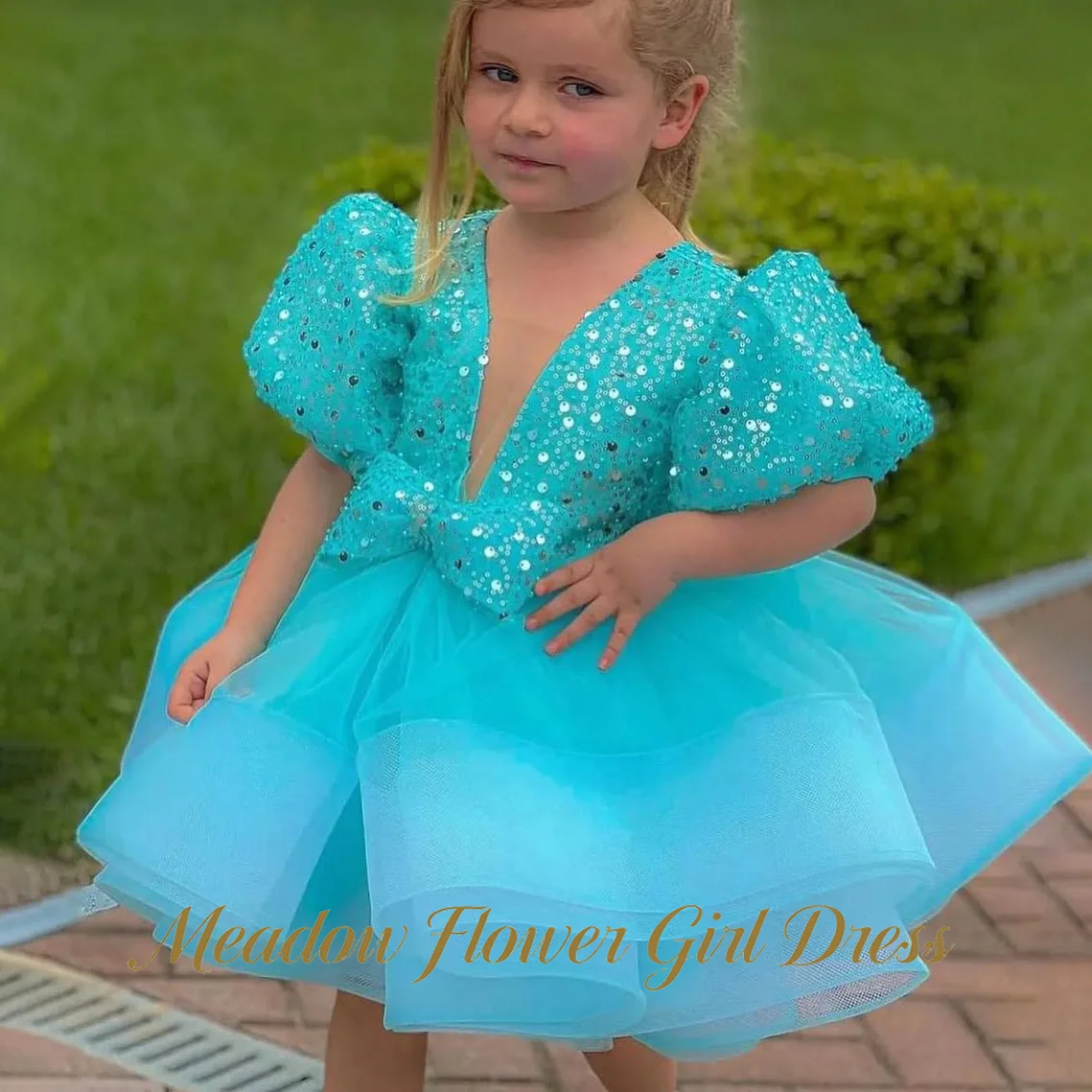 

Meado Turquoise Short Sleeve Flower Girl Dress Deep V-Neck Kids Birthday Party Dress Sequin Bow at Waist Tutu Fluffy Prom Gown