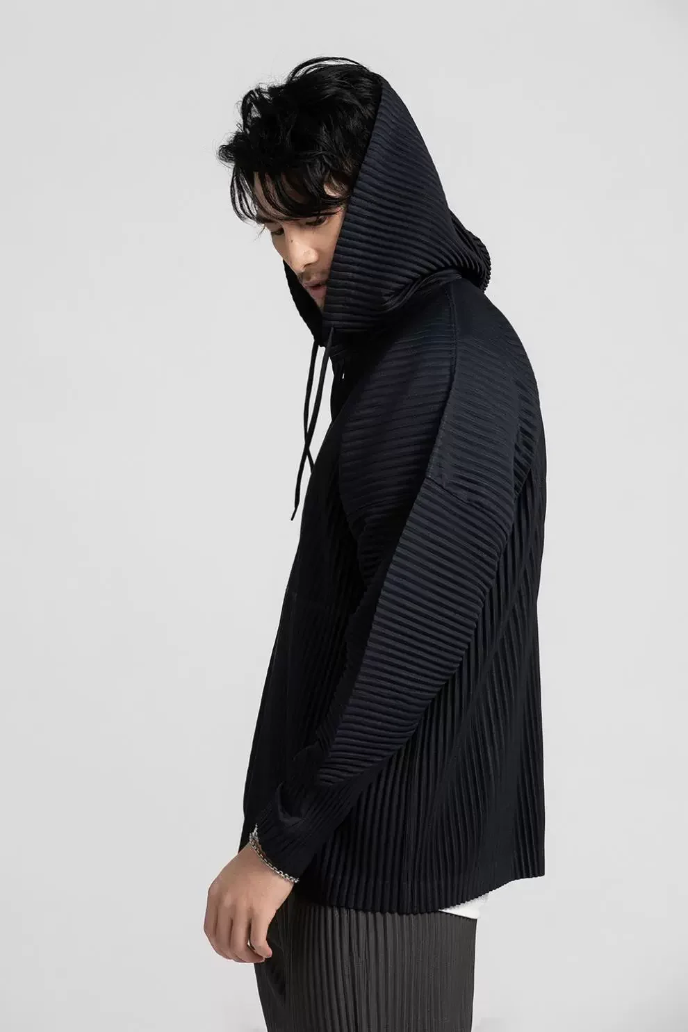 Miyake Pleated Hoodies For Men Breathable Loose Drawstring Casual Top