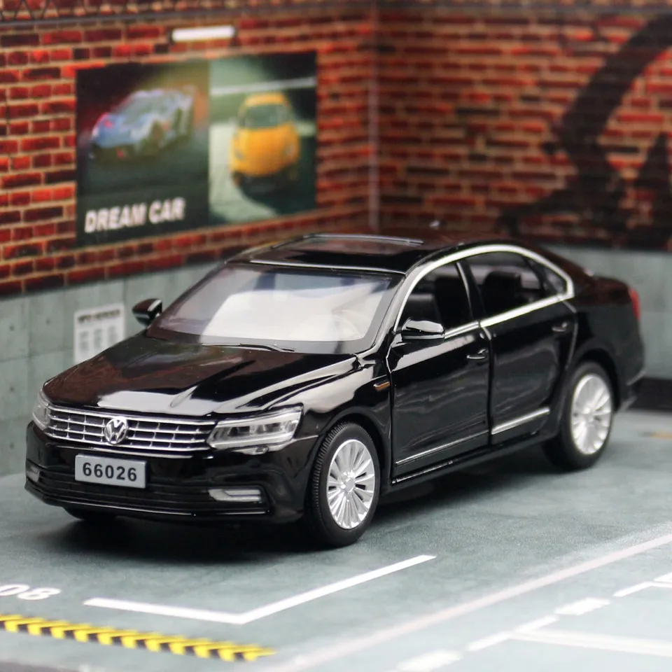 1/32 Volkswagen Passat Toy Car Model Diecast Alloy Metal Miniature