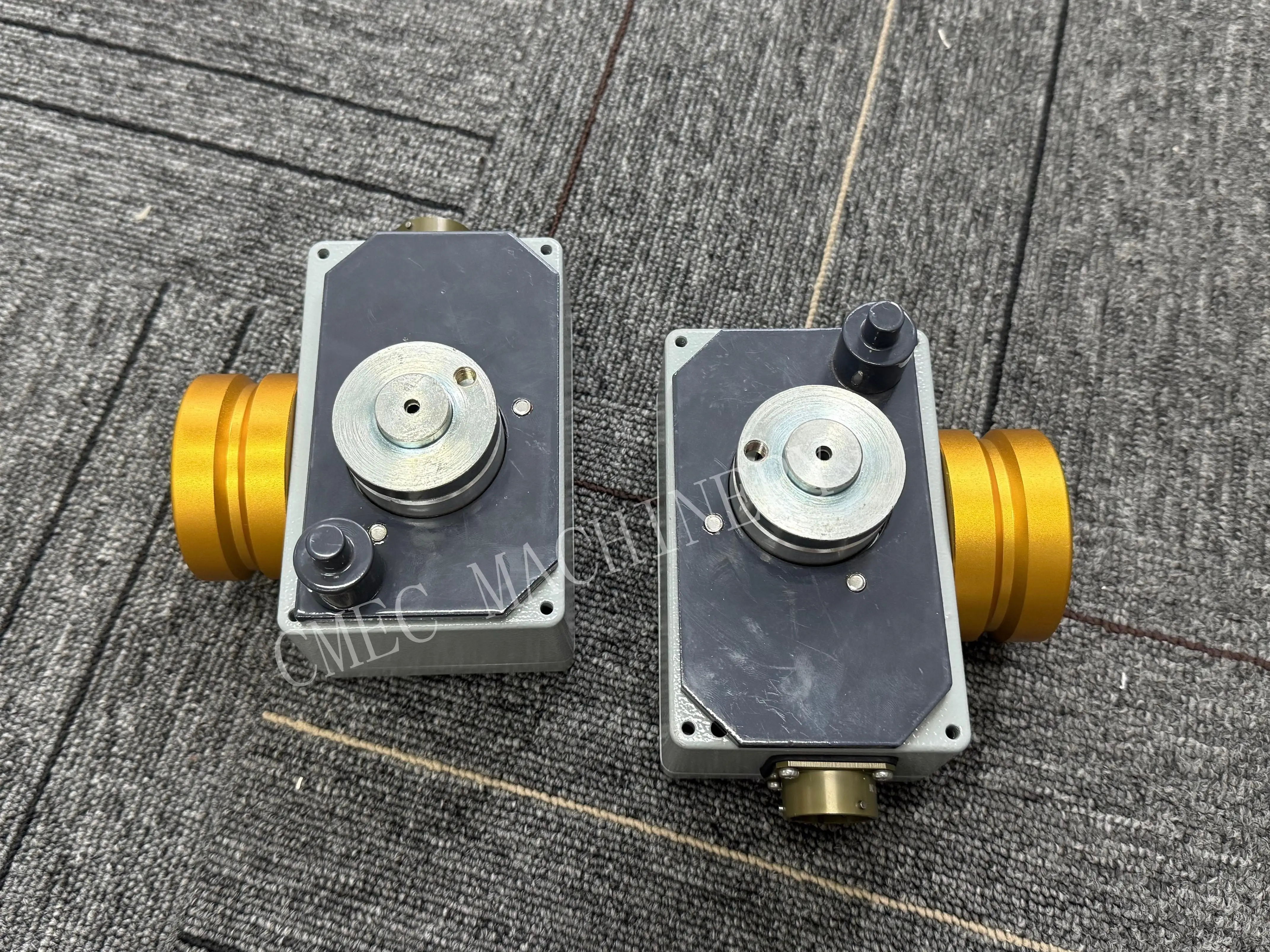 Asphalt Paver -2 Grade Sensor  Leveling Controller Slope Computer Sensor  P/N.2039585