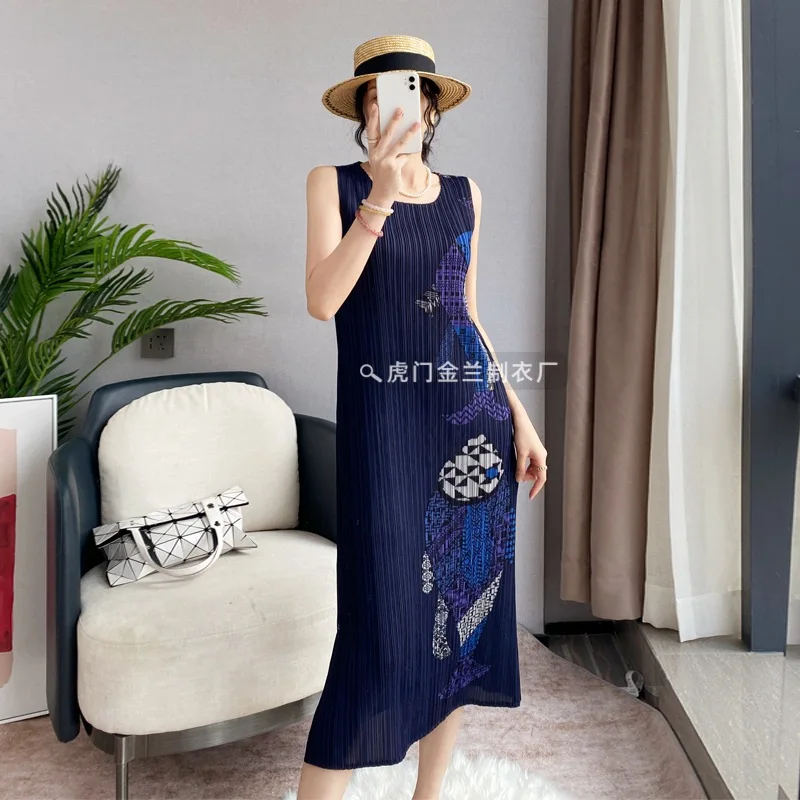 

Женское плиссированное платье миаке, элегантное прямое эластичное платье большого размера с французским принтом рыбы, жилет без рукавов и длинная юбка, 2024