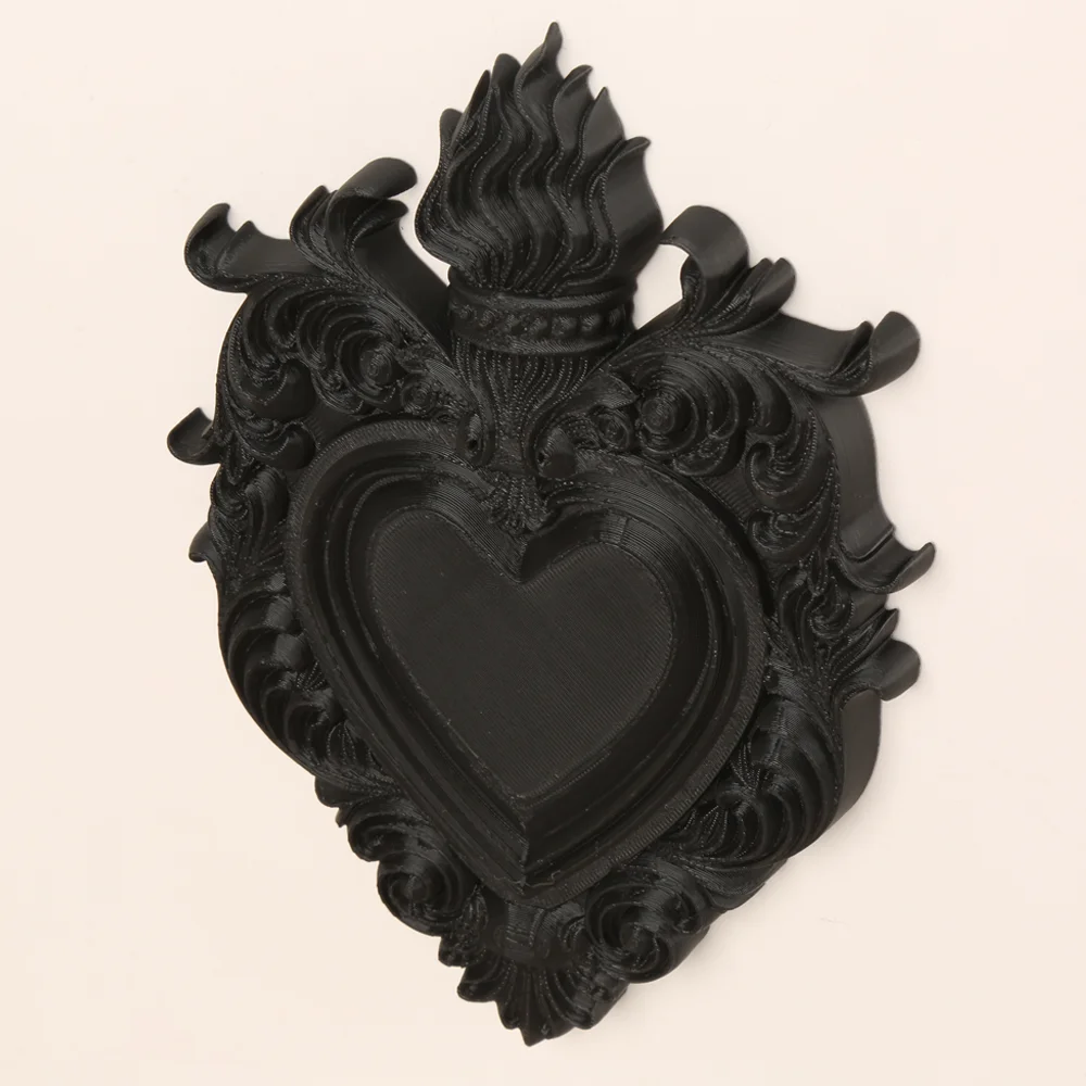 Cross-Border Dark Gothic Carved Flaming Sacred Heart Wall Decor for Retro Home Wall Decoration - view 4