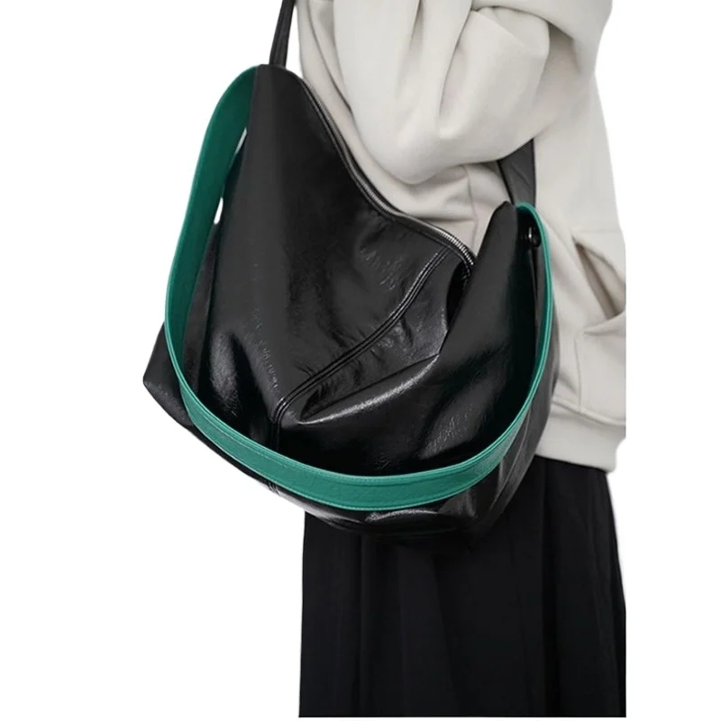 

Casual Soft Leather Texture Wide Shoulder Strap Tote Bag Slack Color Contrast Neutral Lovers Bag Loose Large Capacity Handbags