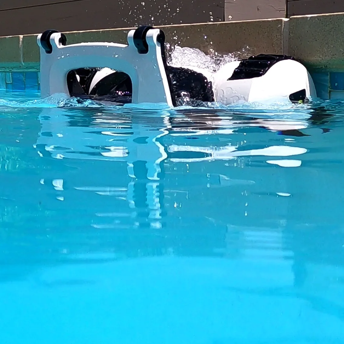 Electric Pool Cleaning Cordless Robot/Robot Cleaner Swimming Pool/Automatic Vacuum Inground Pool Cleaner