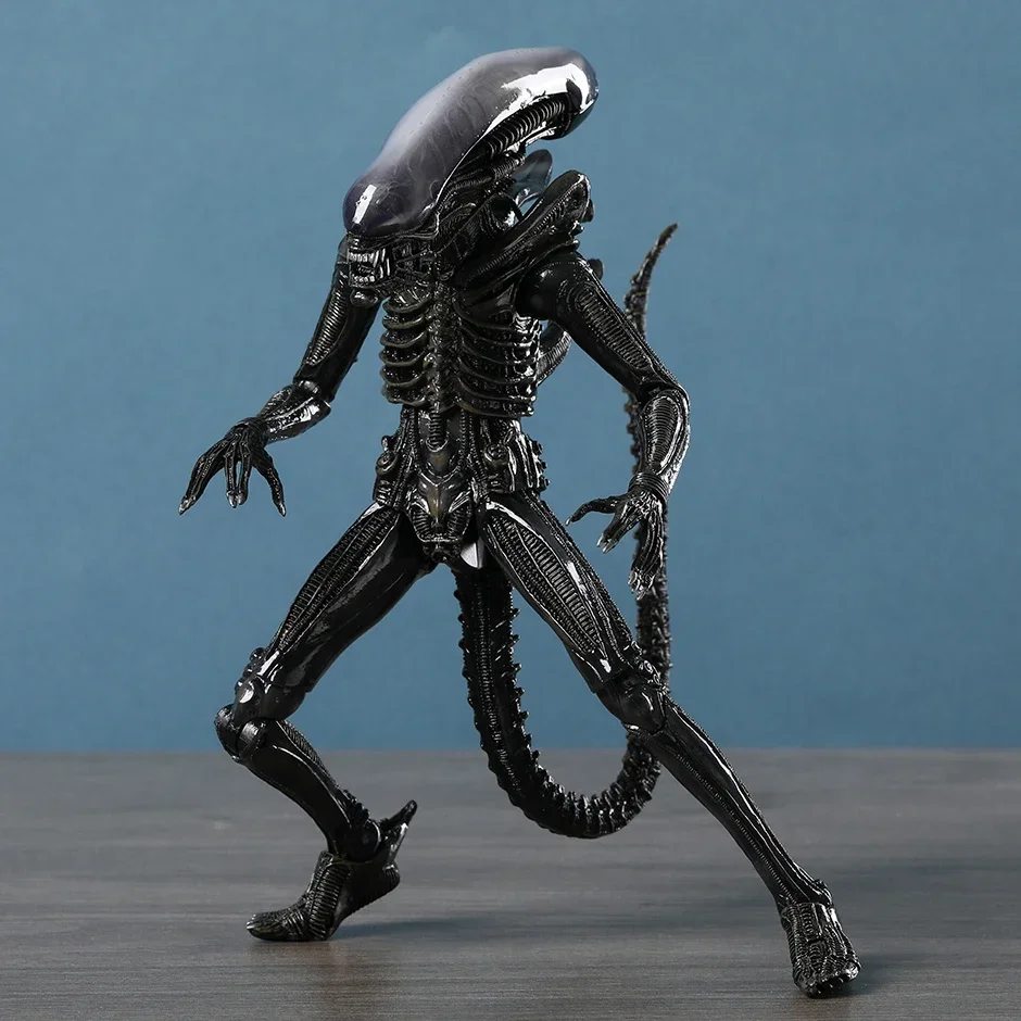 NECA Ultimate Edition Alien Big Chap Action Figure Horror