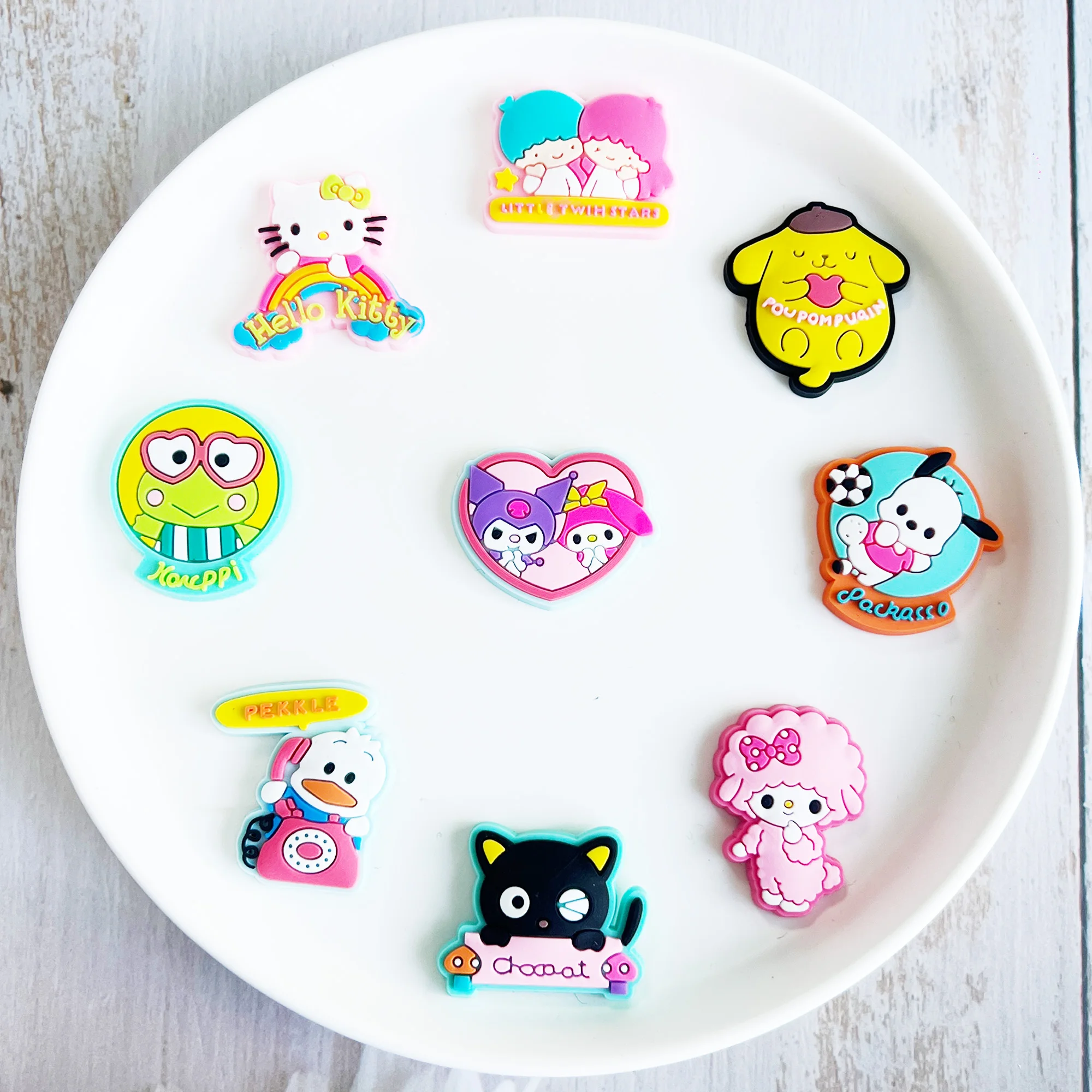 Single sale 1pcs Cute Sanrio PVC Shoe Charms Accessories Decoration Buckles Classic Clog Fit Bands Bracelets image 3