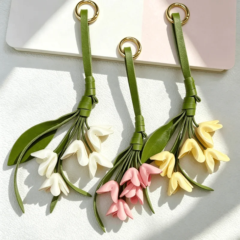 Handmade PU Leather Bell Orchid Keychain Pendant Creative Keychain, Simple and High-end Decorative Keychain, Suitable for Daily