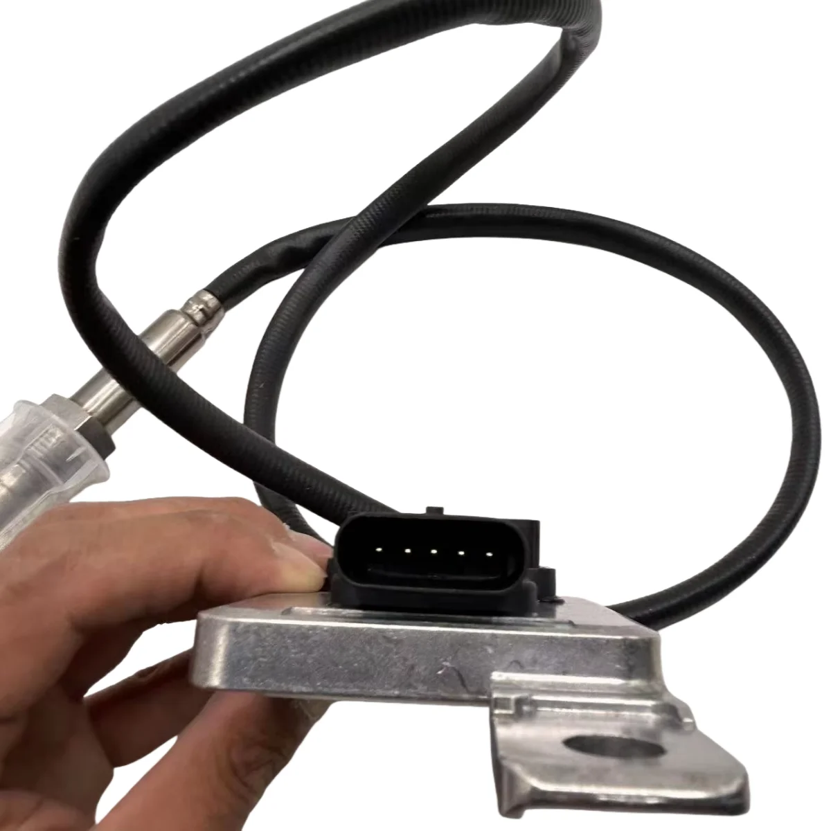 

high-quality new 5WK96728B 8R0907807AD Nitrogen Oxide Nox Sensor Fits for Audi Q5 2.0 TDI VW Auto
