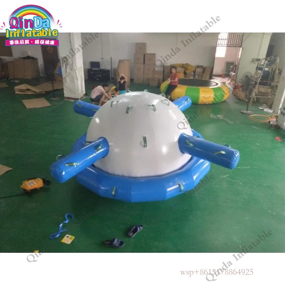 Ukuran mainan air manusia Saturnus mainan Spinner air tiup Pvc 0.9Mm Seesaw Rocker untuk anak-anak