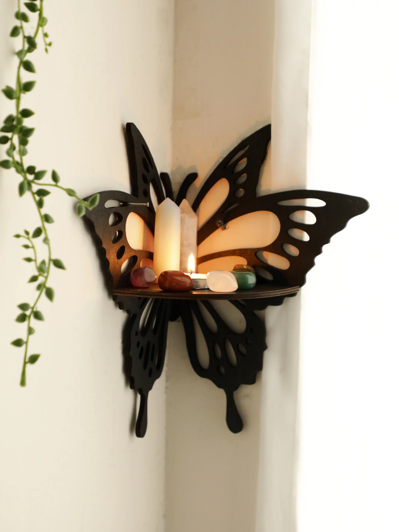 Butterfly Corner Shelf Wooden Crystal Shelf Display Modern Home Decoration Floating Wall Shelf Room Wall Decor Art Display Stand