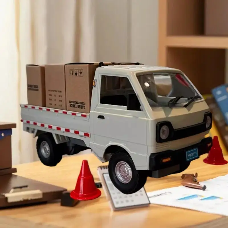 هدية مثالية للأولاد: شاحنة كهربائية WPL D12 RC بمقياس 1:16 مع أضواء LED وميزات الانجراف، مجموعة مفاجأة عيد الميلاد