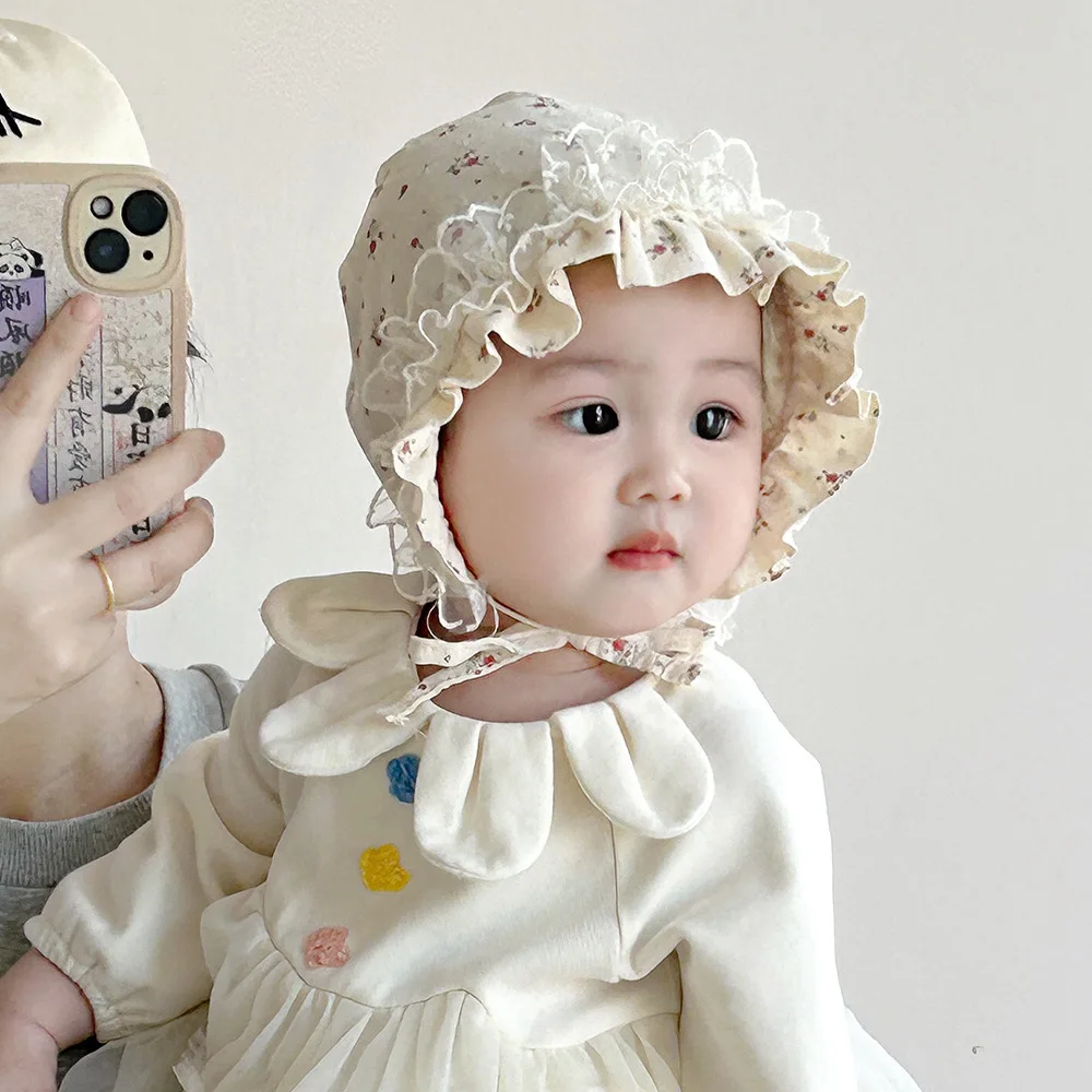 

2025 Spring Autumn new 0-18 month Baby Girl Princess Hat Floral Lace Infant Cap Royal Style Ear Warmer For Newborn