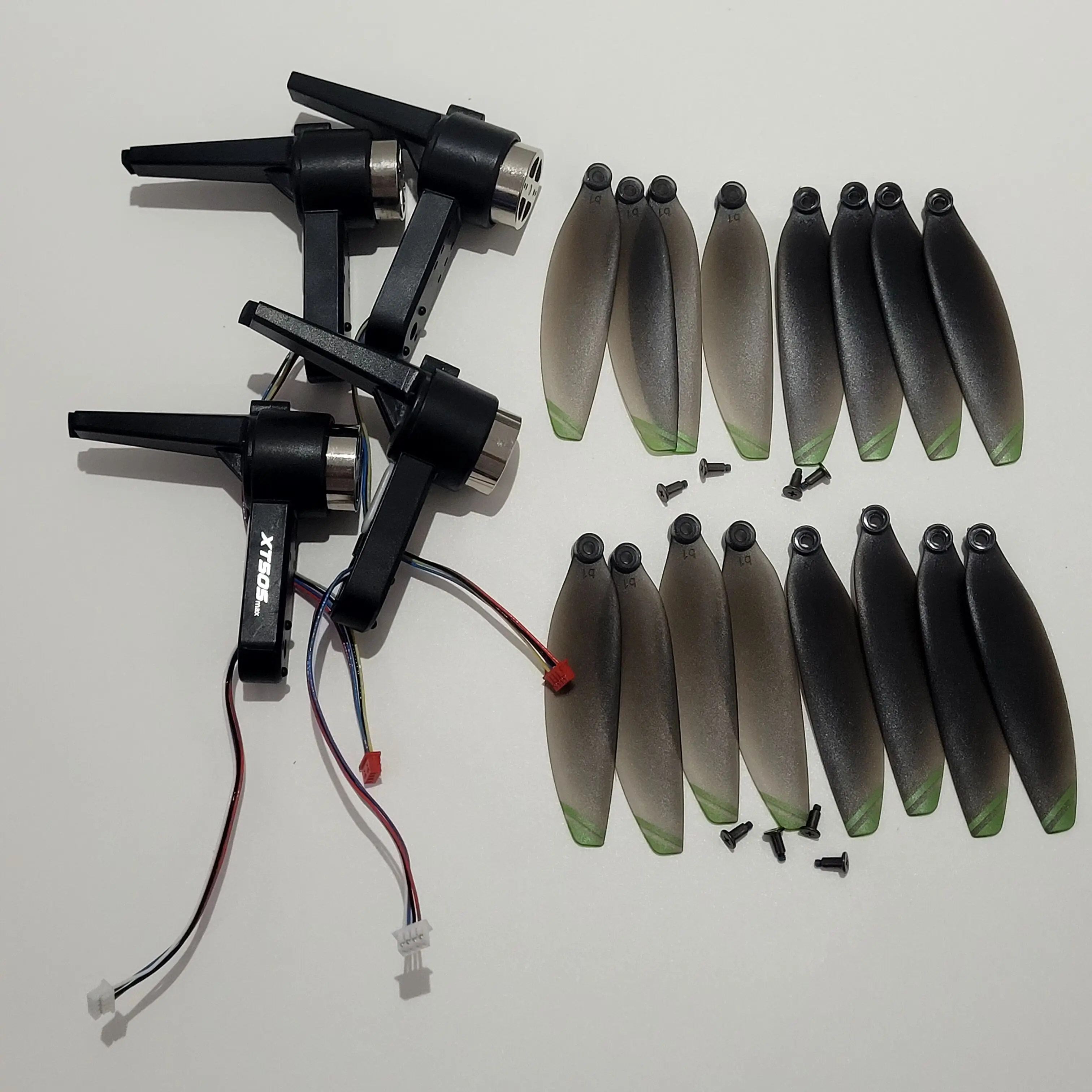XT505 4K Drone Original Spare Part XT505 Motor Arm with Brushless Engine + Main Blade Propeller Arm Accessory
