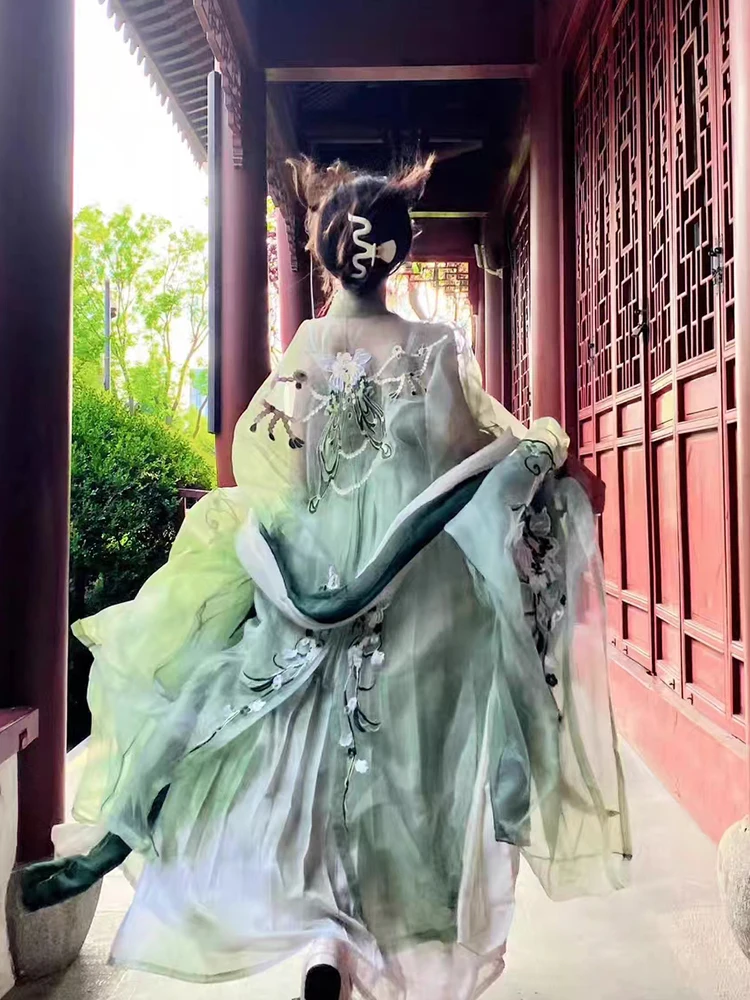 Traje de vestido de elementos tradicionales bordados a máquina de ropa china Han para mujer