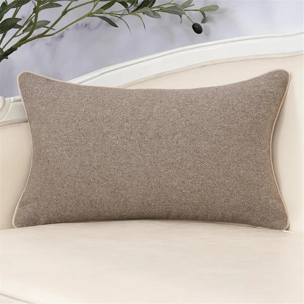 A56K Neutral Floral Pillowcases, Plush Rectangular Cushion Covers, Decorative Farmhouse-Style Sofa Cushion Covers Brown