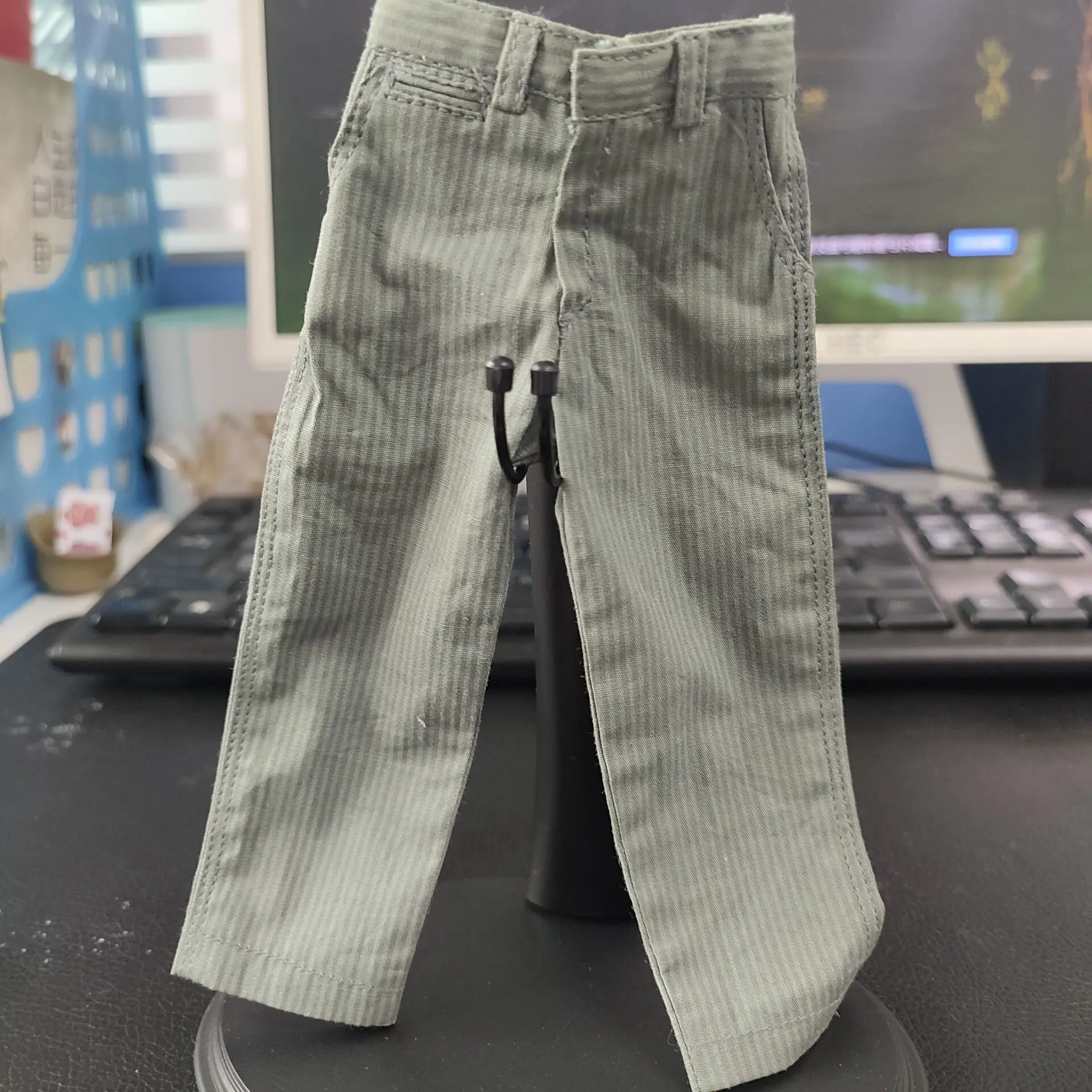 Im Laden 1 6 Maßstab Actionfigur Zubehör Militäruniform WWII Soldat USMC Hosen Streifen für 12 Zoll Körper Kopfskulptur