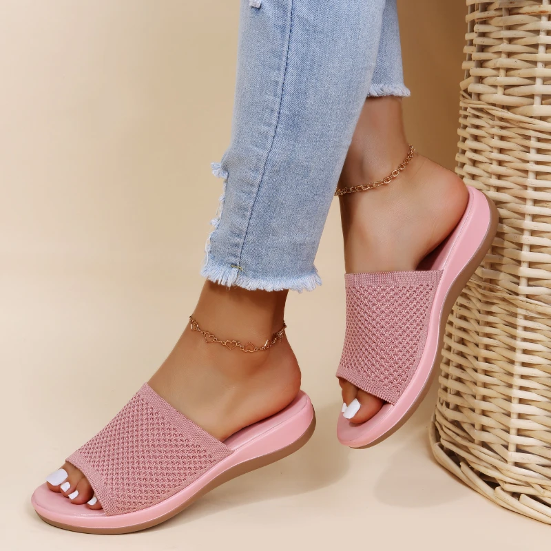 New Women\'s Casual Slippers Fashion Fly Woven Mesh Beach Flats Outdoor Polyurethane Light Platform Sandals Sandália Flip Flop