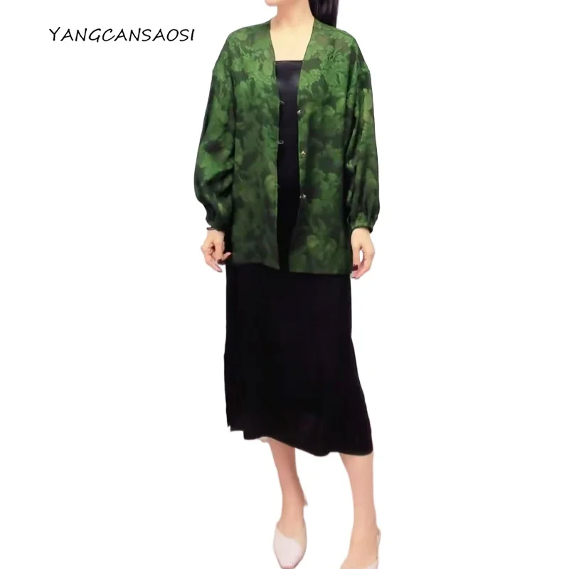 

Women's Fashion Clothing Transparent Natural Mulberry Silk Gambiered Guangdong Gauze Green V-neck Lantern Long Sleeved Cardigan