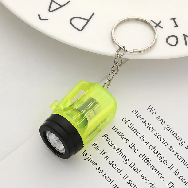 Portable LED Keychain Flashlight Mini Flashlights Pocket Torch Key Ring Pendant Small Emergency Flashlight Keychain Pendant