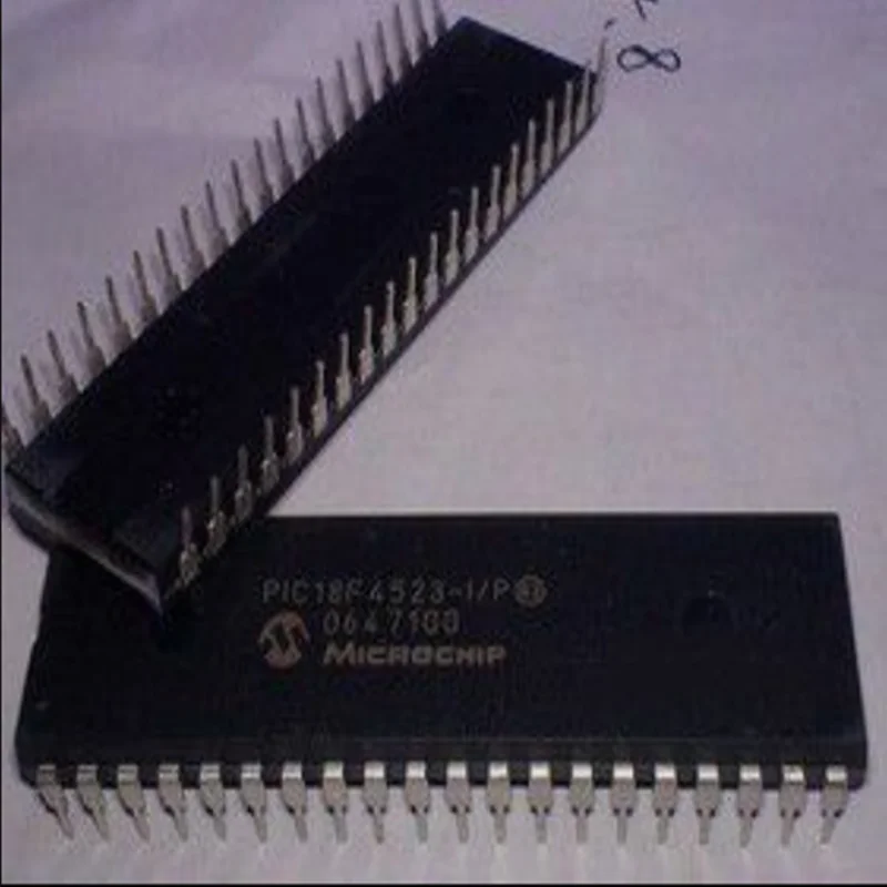 

PIC18F4523-I/P Original Genuine Chip Packing 40-DIP