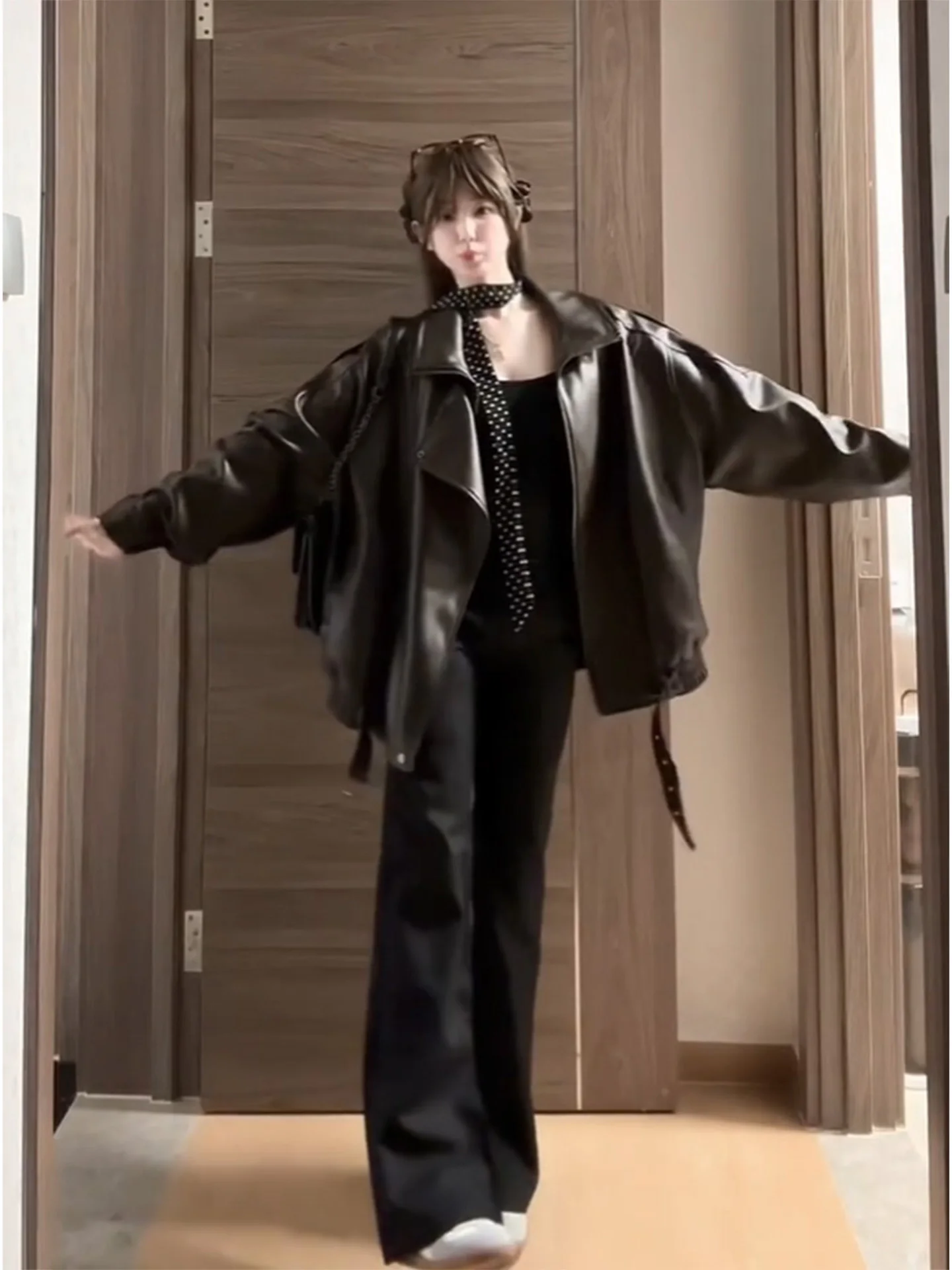 Jaqueta de Couro Browan Fena 2025 Primavera Outono Nova Estilo Motocicta Americana Solta Sensação de Alta Qualidade Ja...