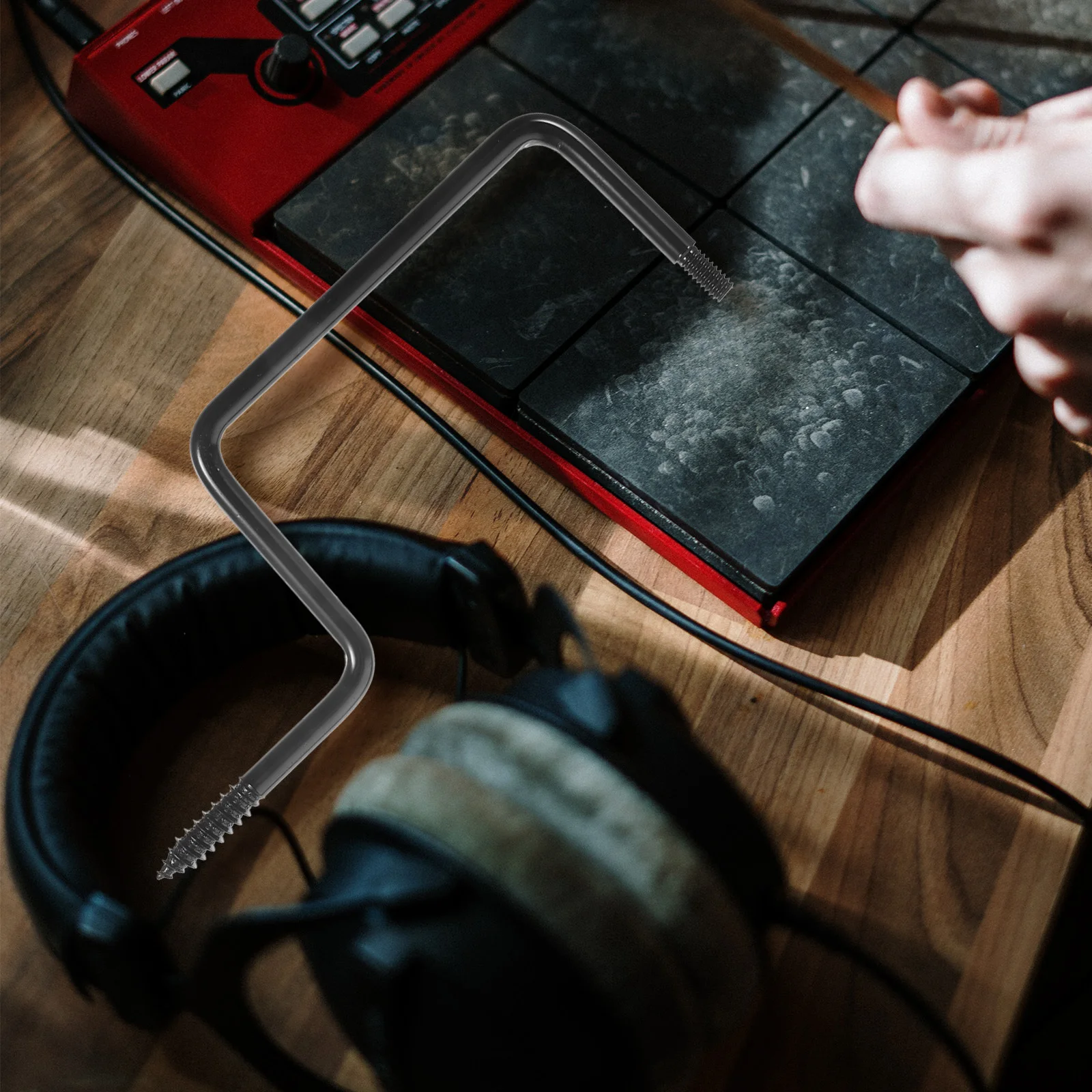 

2Pcs Heavy Duty Iron Hook Outdoor Light Hanger Planter Hanger Bird Feeder Rustic Home Decor Iron Hook Hanging Planter Bracket