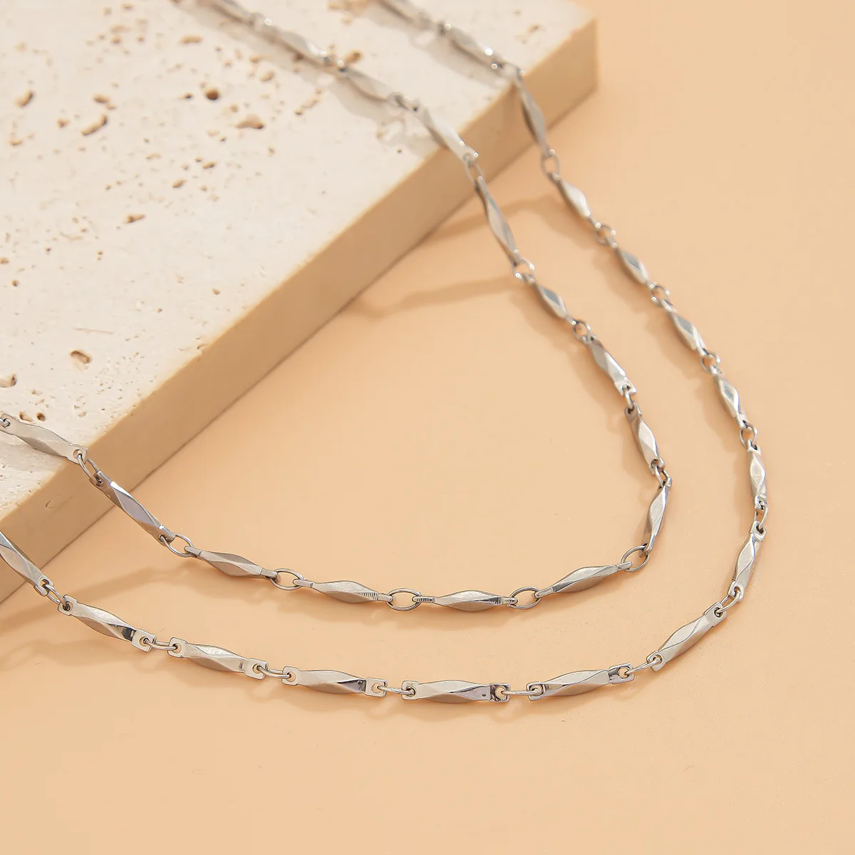 Vintage Y Shaped Sweater Chain Tassel Necklace Women 2024 Simple Creative Gold Color Metal Color Charming Jewelry Girls ﻿