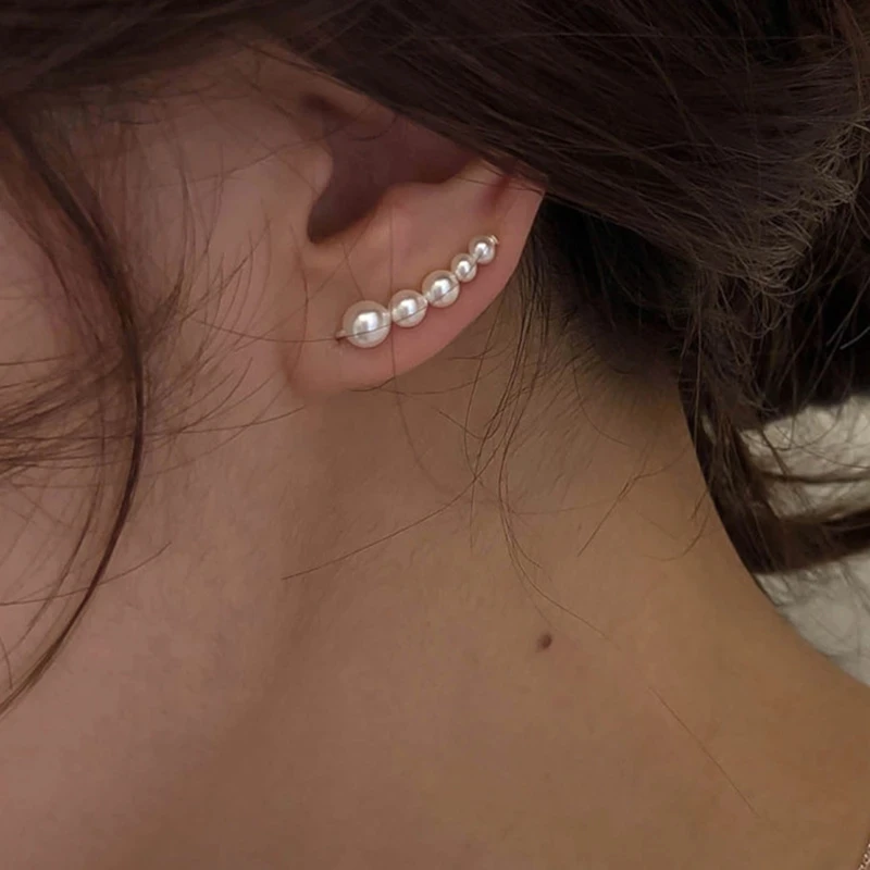 Imitation Pearl Climbing Ear Clip Earings for Women Elegant Korean Ear Accessories for Female Fashion Jewelry Wholesale E499