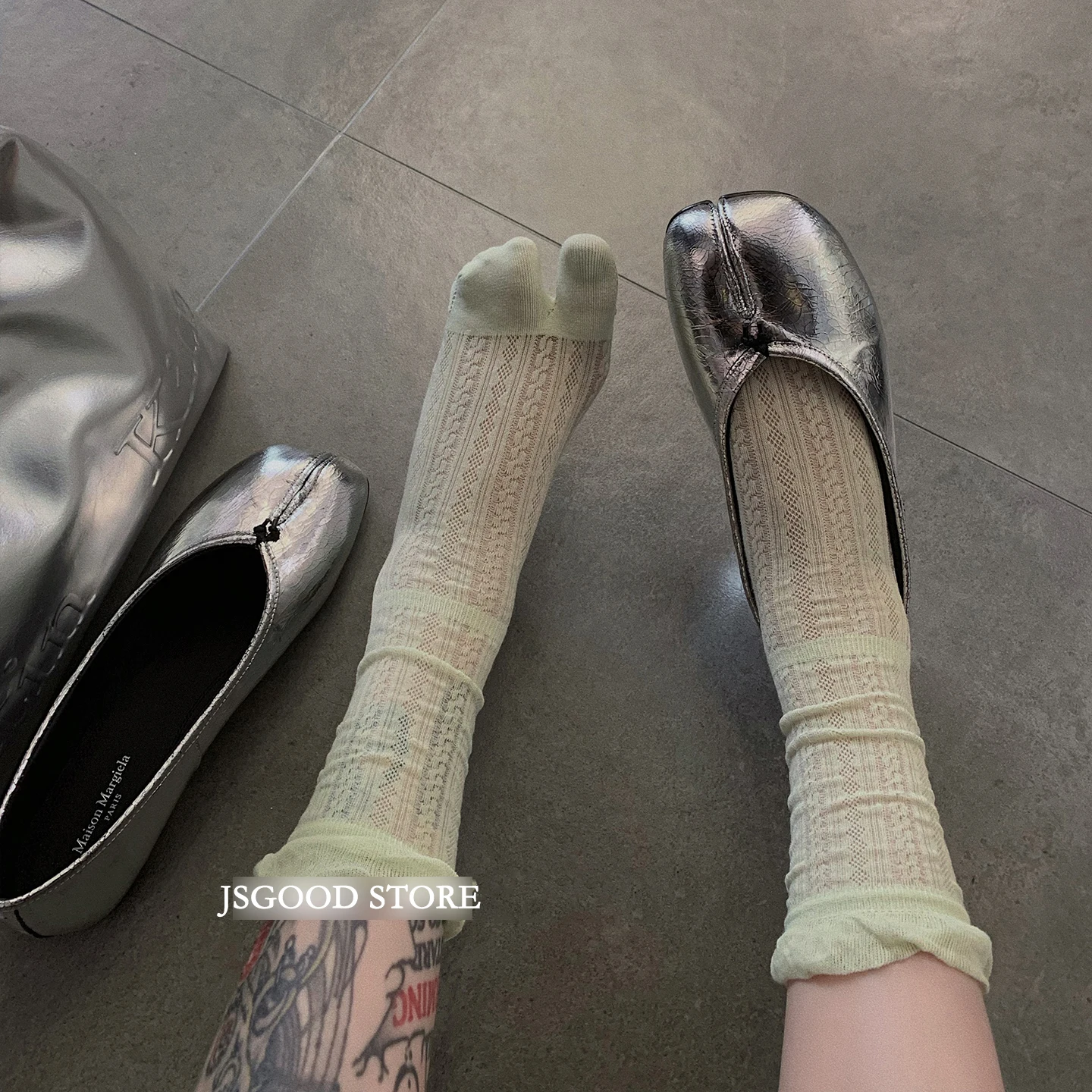 Comfortable Soft Breathable Cotton Summer Thin Split Toe Woman Mesh Socks Ice Cream Candy Color Two-Toed Japanese Tabi Sox image 6