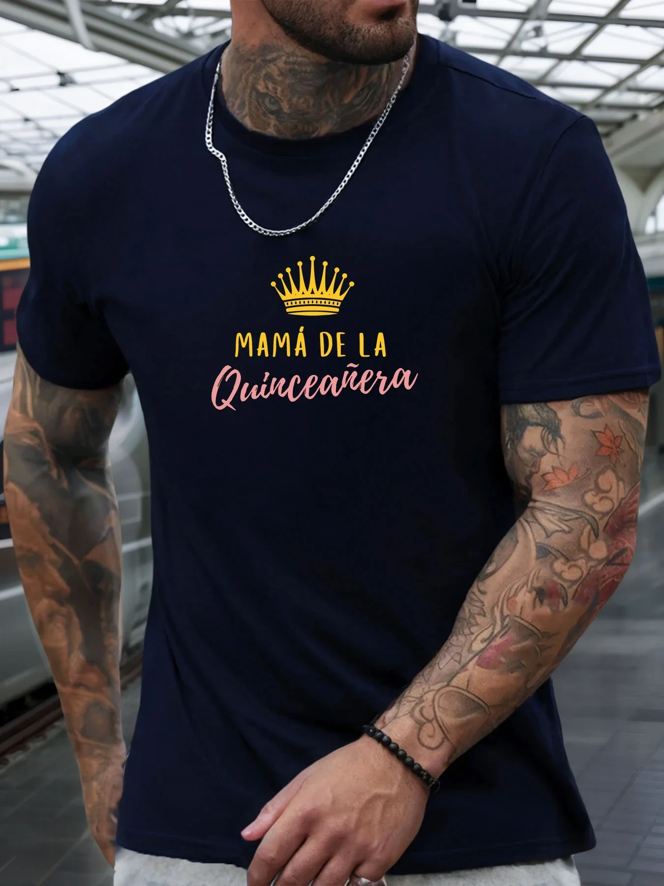Men Black Crew Neck Tee Mama De La Quinceanera Golden Crown Spanish Fifteen Birthday Party Soft Cotton Male Casual Short Tops